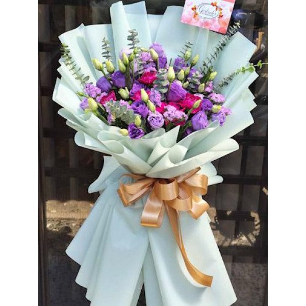 BOUQUET-SPRAY31