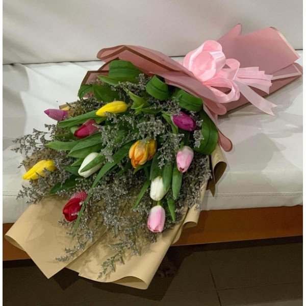 VAL-TULIPS1